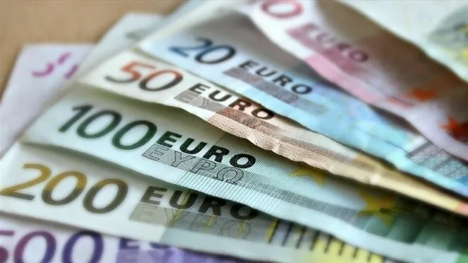 EURO TARİHİ REKORUNU KIRDI